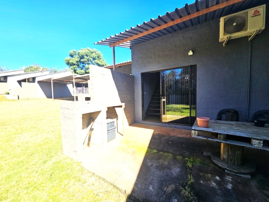 To Let 1 Bedroom Property for Rent in Buffelshoek AH North West
